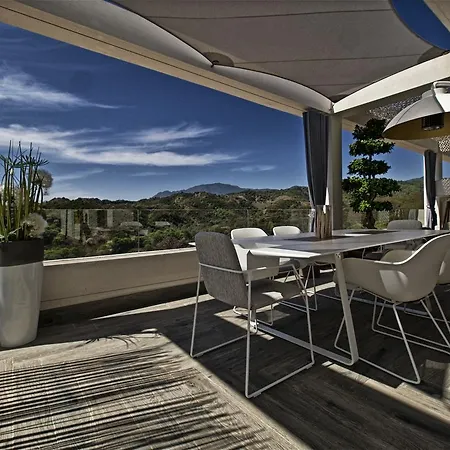 Appartement Luxurious Penthouse With Great Views *